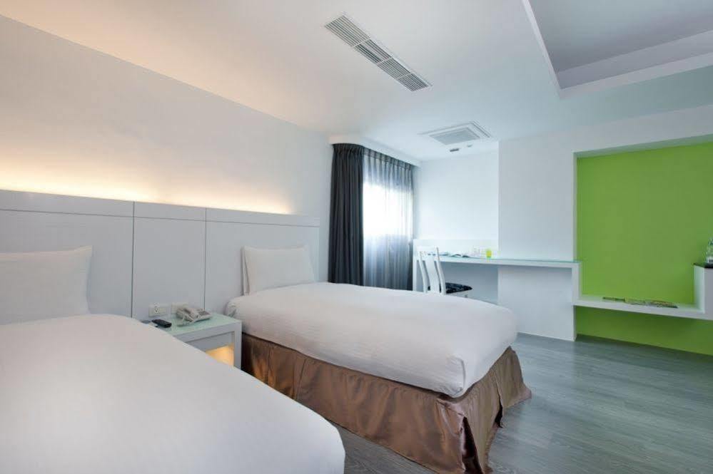 Taitung Yes Hotel Экстерьер фото